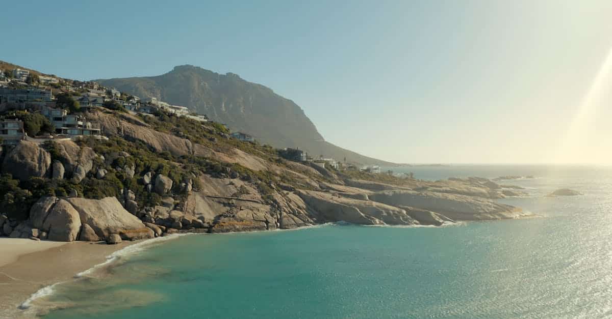 découvrez l'immobilier de luxe, où élégance et sophistication se rencontrent. explorez des propriétés d'exception, des villas somptueuses aux appartements raffinés, dans les plus belles régions. investissez dans un style de vie prestigieux et exclusif.